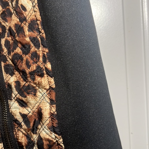 ⬇️New Direction Curvy Vest - Picture 5 of 6